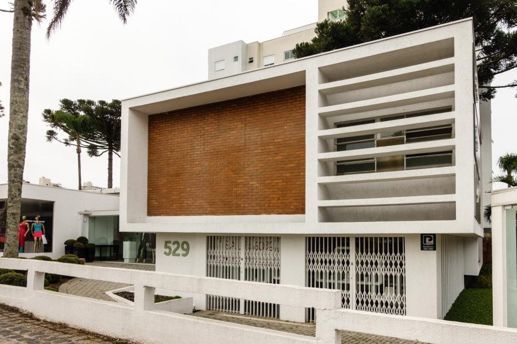 Fachada de casa modernista